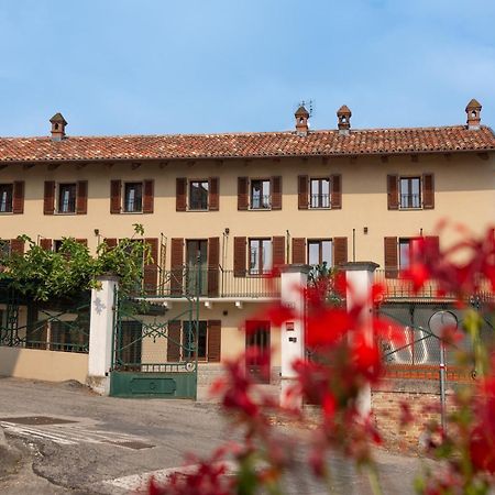 Byvigin Hotel Magliano Alfieri Екстериор снимка