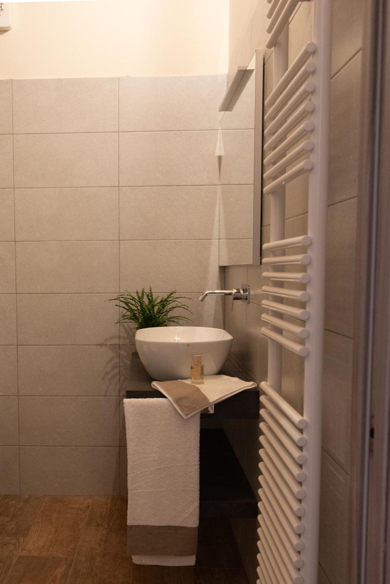 Byvigin Hotel Magliano Alfieri Екстериор снимка