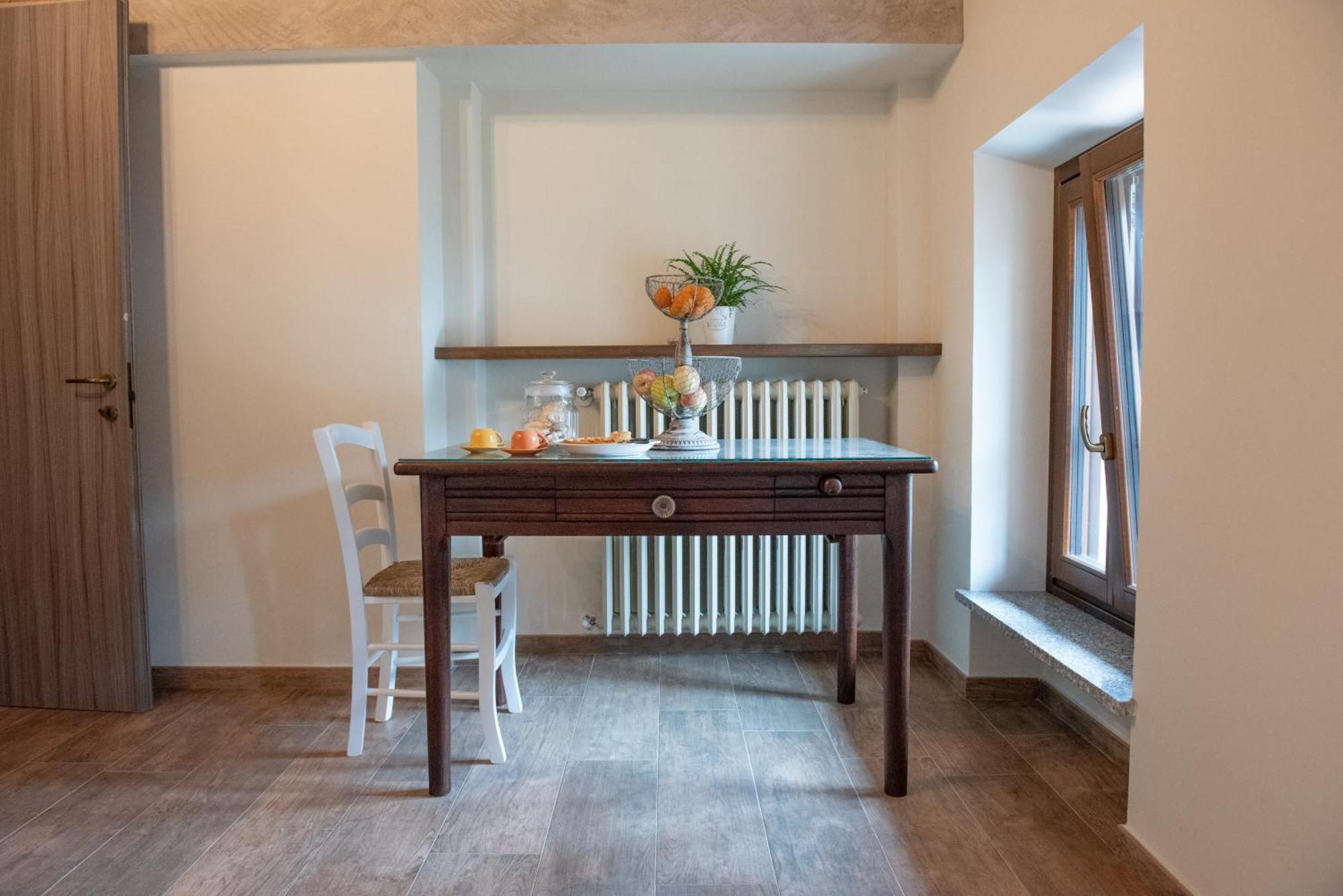 Byvigin Hotel Magliano Alfieri Екстериор снимка