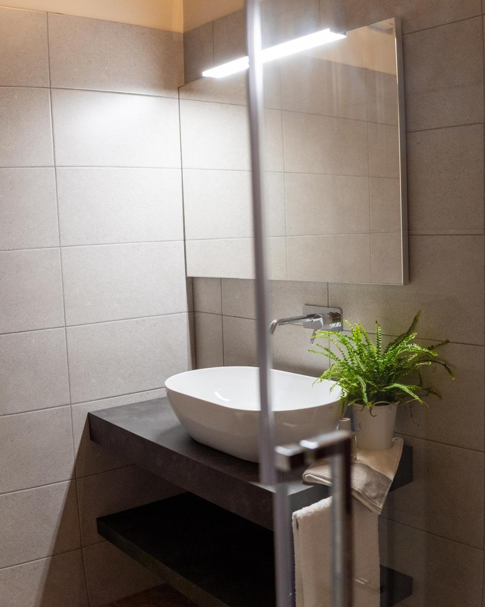 Byvigin Hotel Magliano Alfieri Екстериор снимка